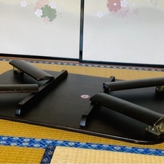 折りたたみ式ローテーブルの画像