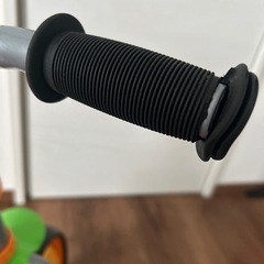 足漕ぎ三輪車　西松屋　室内でのみ使用の画像