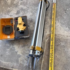 レベル　測量機器の画像