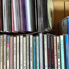 CDやDVD　よりどり10枚100円の画像