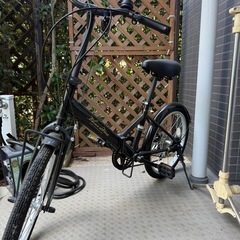 折りたたみ式自転車の画像