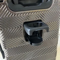 Y250719 キャリーバッグ　キャリーケース　ドリンクホルダー付の画像