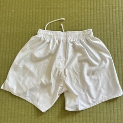 140サイズ　サッカー　ハーフパンツ　白色　小学生の画像
