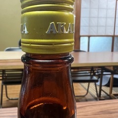 【コレクター向け】アカダマポートワイン復刻ラベル｜昭和・未開封ボトルの画像