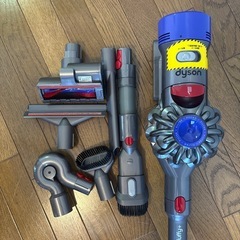ダイソン掃除機　V8 fluffy＋　（値段交渉可） 　の画像