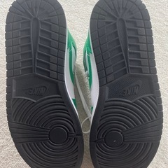 値下げしました！Air Jordan MID シューズ グリーン/ホワイトの画像