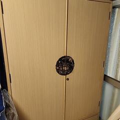 桐のタンスの画像