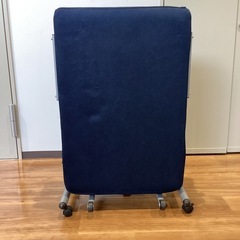 リクライニング式ミニ折りたたみベッド【町田市再生家具】251179の画像