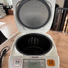 美品　象印　炊飯器　5.5合　NL-DA10の画像