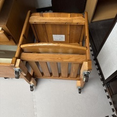 学習机用の椅子と袖机
の画像