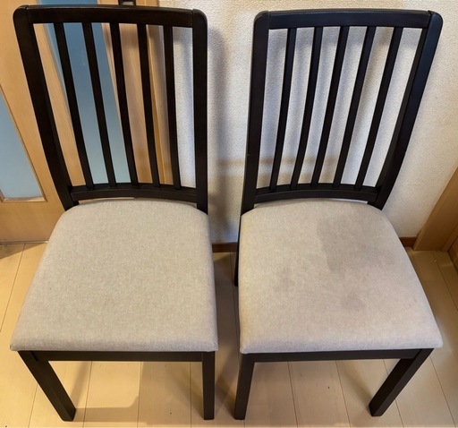 美仁衣 　IKEA エーケダーレン　ダイニングチェア 木製 グレー　2脚 IKEA エーケダーレン 椅子2脚とテーブル 伸長式120/180