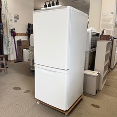 【超美品‼️】パナソニック 2021年製 138Lノンフロン冷凍冷蔵庫 2ドア冷蔵庫 マットバニラホワイト♪の画像