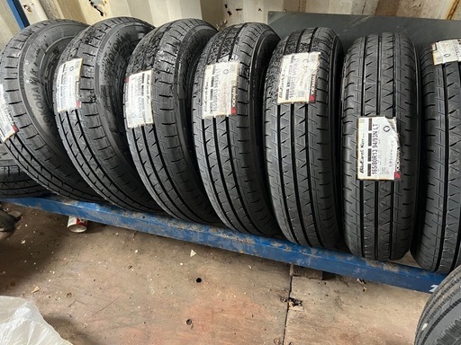 【7月中にご購入で半額】【在庫8本】165/80R13 LT