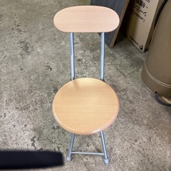 折りたたみ椅子２点の画像