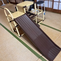 室内用滑り台の画像