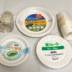 新品未使用★紙プレート　紙皿　紙コップ　クリアカップ★まとめての画像