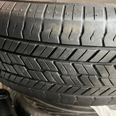 【中古タイヤ2本セット】215/70r16　の画像