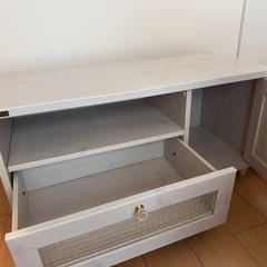 テレビ台の画像