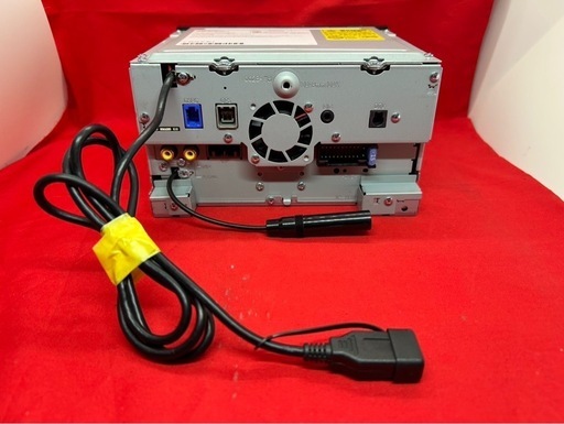 美品☆KENWOOD 2025年春地図　MDV-D405BT 新品バックカメラ付