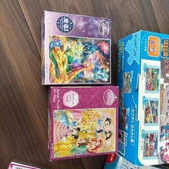 子供のパズル　複数の画像