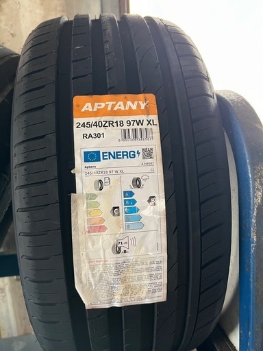 【未使用タイヤ】245/40R18 1本