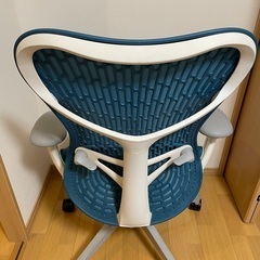 ハーマンミラー　ミラ2チェアの画像