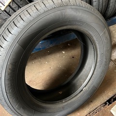 【未使用タイヤ】205/60R16 1本の画像