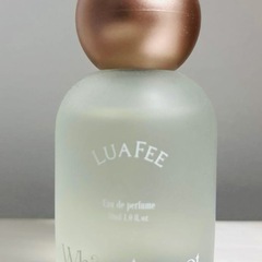 LUAFEE White Apricot ホワイトアプリコット 香水 30mlの画像