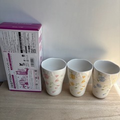 ⭐︎陶器コップ8セット
の画像