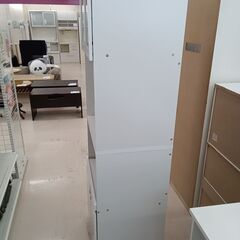 リユースのサカイ栃木店★ジモティ割あり★  食器棚 ホワイト W58.5×D45×H178 クリーニング済み TC9794の画像