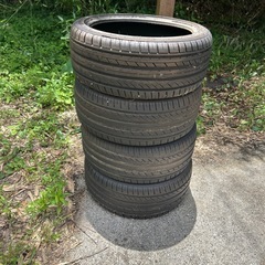 バリ目タイヤ　215/40R17
の画像