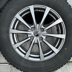 中古スタッドレス美品　205/65R16 ライズ等の画像