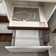 値下げしました‼️配達可【食器棚】クリーニング済 【管理番号12706】桒の画像