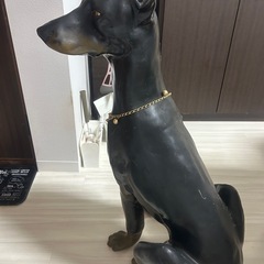 ドーベルマン🦮の置物の画像