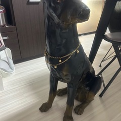 ドーベルマン🦮の置物の画像
