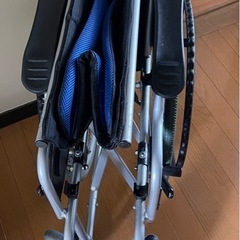 美品です。車椅子の画像