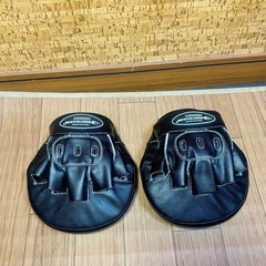 美品 ボクシング パンチングミットの画像