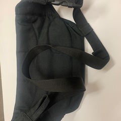 アディダスのクロスボディバッグの画像
