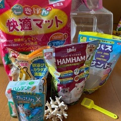ハムスターケージ、フード、砂、セットの画像