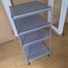スチールラックの画像