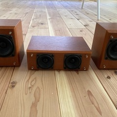 DENON サラウンドスピーカーの画像