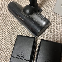 SHARP ラクティブエア　スティック掃除機の画像