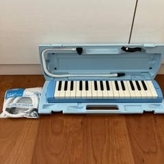 ヤマハ　ピアニカ　パイプ付きの画像