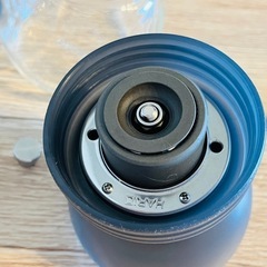 美品！ハリオ　手動コーヒーミルの画像