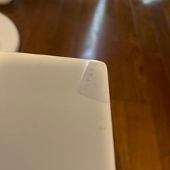 折りたためる白い座卓　机の画像
