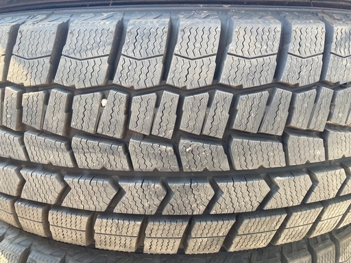 DUNLOP 185/65R15 25年製　スタッドレスタイヤ　バリ溝