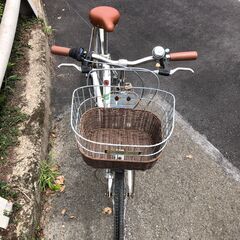 リサイクルショップどりーむ鹿大前店　No.304　24インチ　カゴ付き♪　ギア6段切替　LEDライトの画像