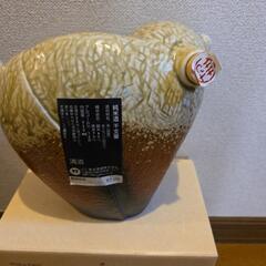 干支　申　陶器　空ボトルの画像