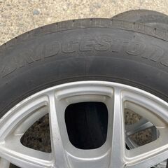 165/70R14 東北6県無料配送対応‼️爆安‼️最終値下げ‼️②超超超バリ溝❗国産 ブリジストン製❗ アルミ付き 国産 タイヤ !!　サマー　タイヤの画像