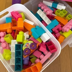 メガブロック テーブルセットの画像
